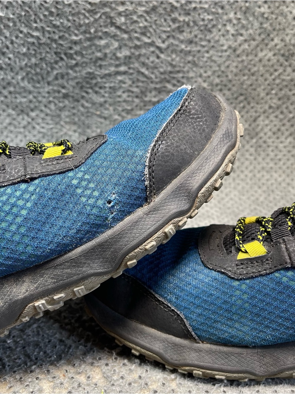 Under Armour Toccoa Trail Blue Black Shoes Size 12 Men’s - Picture 7 of 11